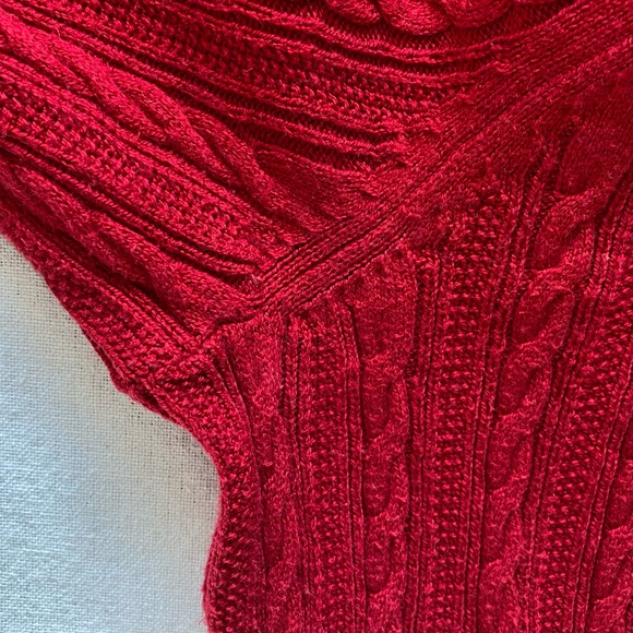 Eddie Bauer Womens Red Cable Knit Button Up Crew Neck Sweater. Sz-M - Picture 13 of 16
